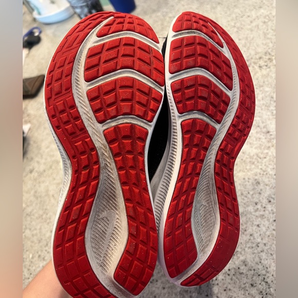 Boys Nike Shoes Size 3 - Picture 5 of 7